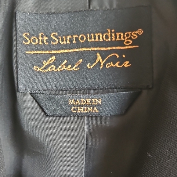 Soft Surroundings Monochrome Embroidered Black Blazer Tailored Fit - Picture 2 of 10